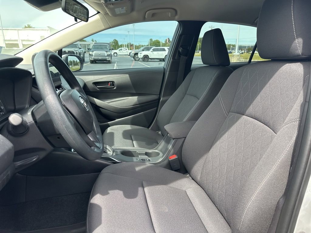 Certified 2025 Toyota Corolla LE FWD image 20