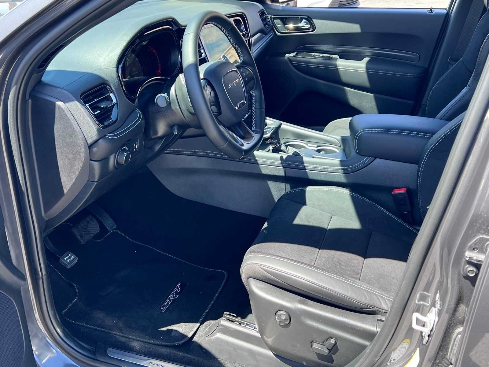 New 2026 Dodge Durango SRT Hellcat w/ 3rd Row Seating Group AWD/4WD image 14