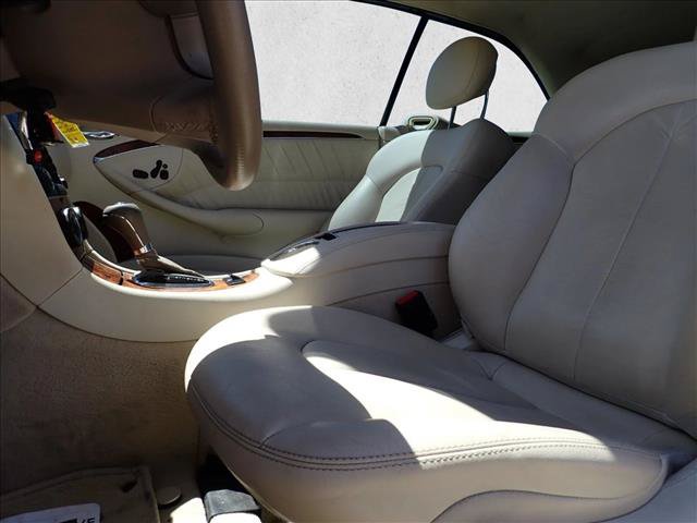Used 2009 Mercedes-Benz CLK 350 Cabriolet image 10