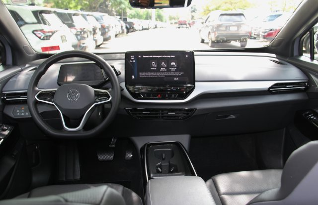 Used 2023 Volkswagen ID.4 Pro S Plus AWD/4WD image 32