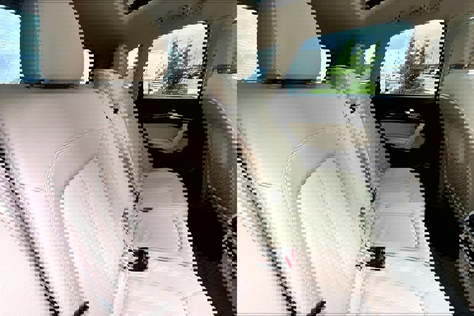 Used 2018 Audi Q5 Prestige w/ Prestige Package image 18