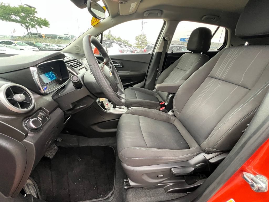Used 2015 Chevrolet Trax LT FWD image 18