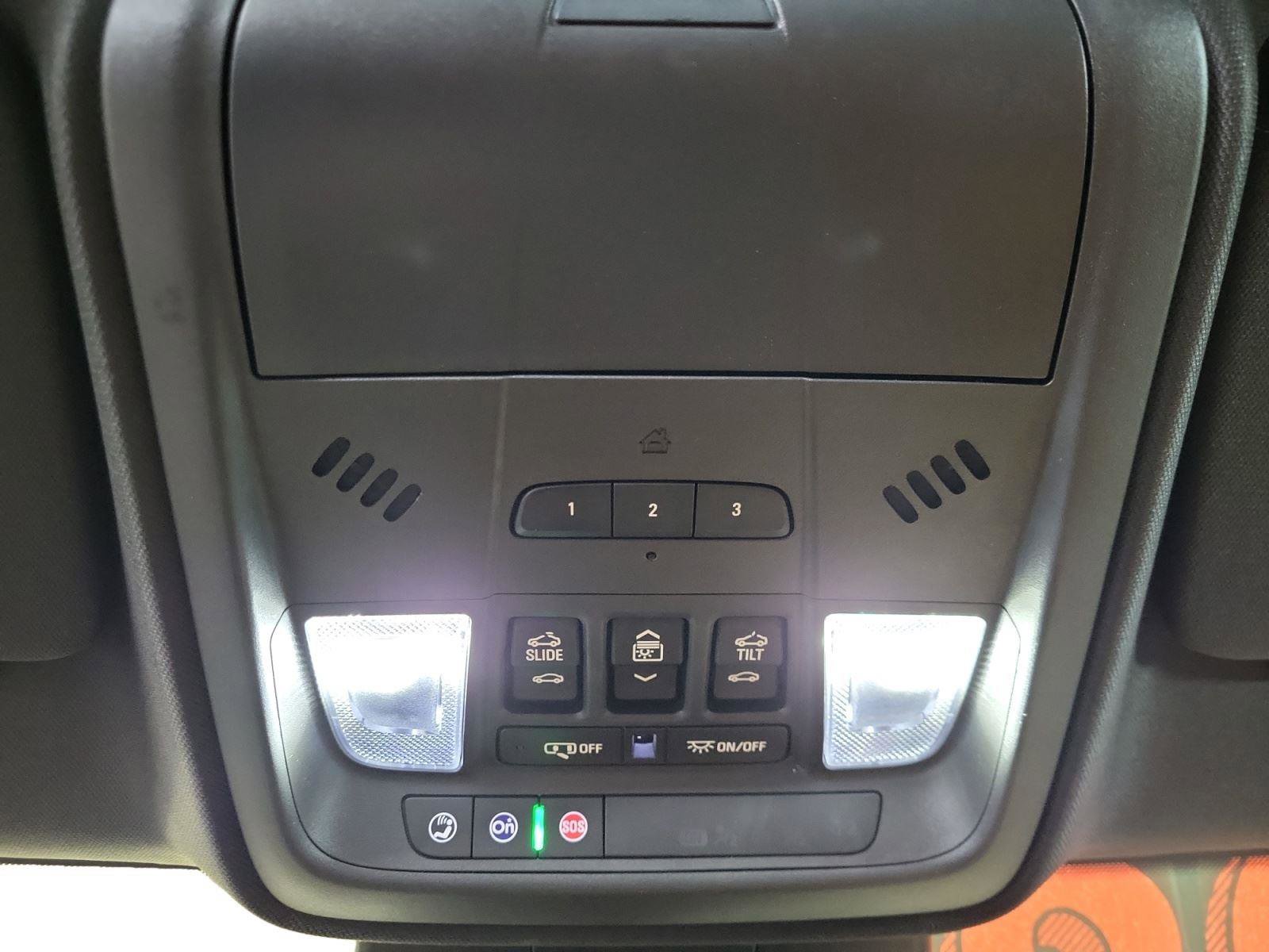 Used 2024 Cadillac XT4 Premium Luxury w/ Technology Package image 17