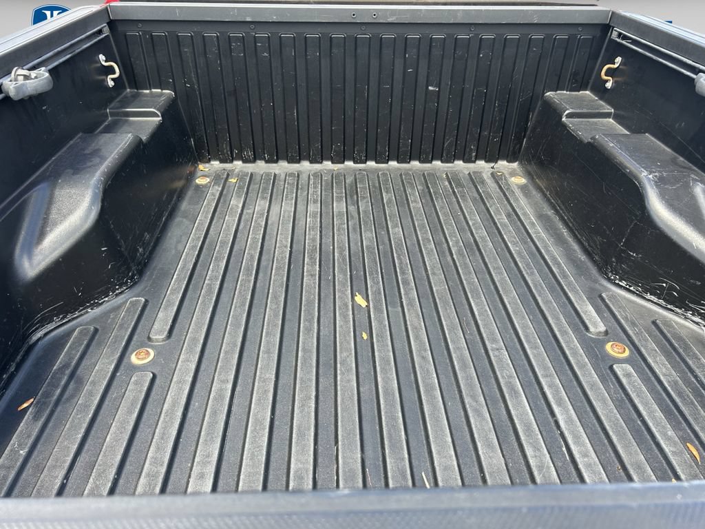 Used 2020 Toyota Tacoma SR w/ SR Convenience Package RWD image 15