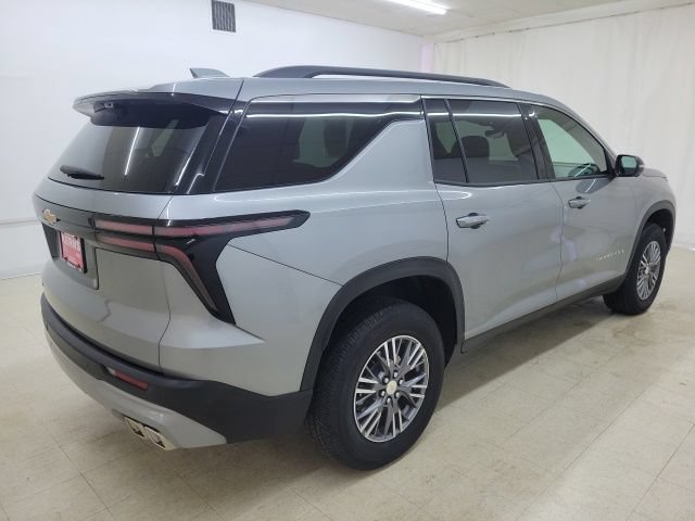 Used 2026 Chevrolet Traverse LT w/ Driver Confidence Package FWD image 6