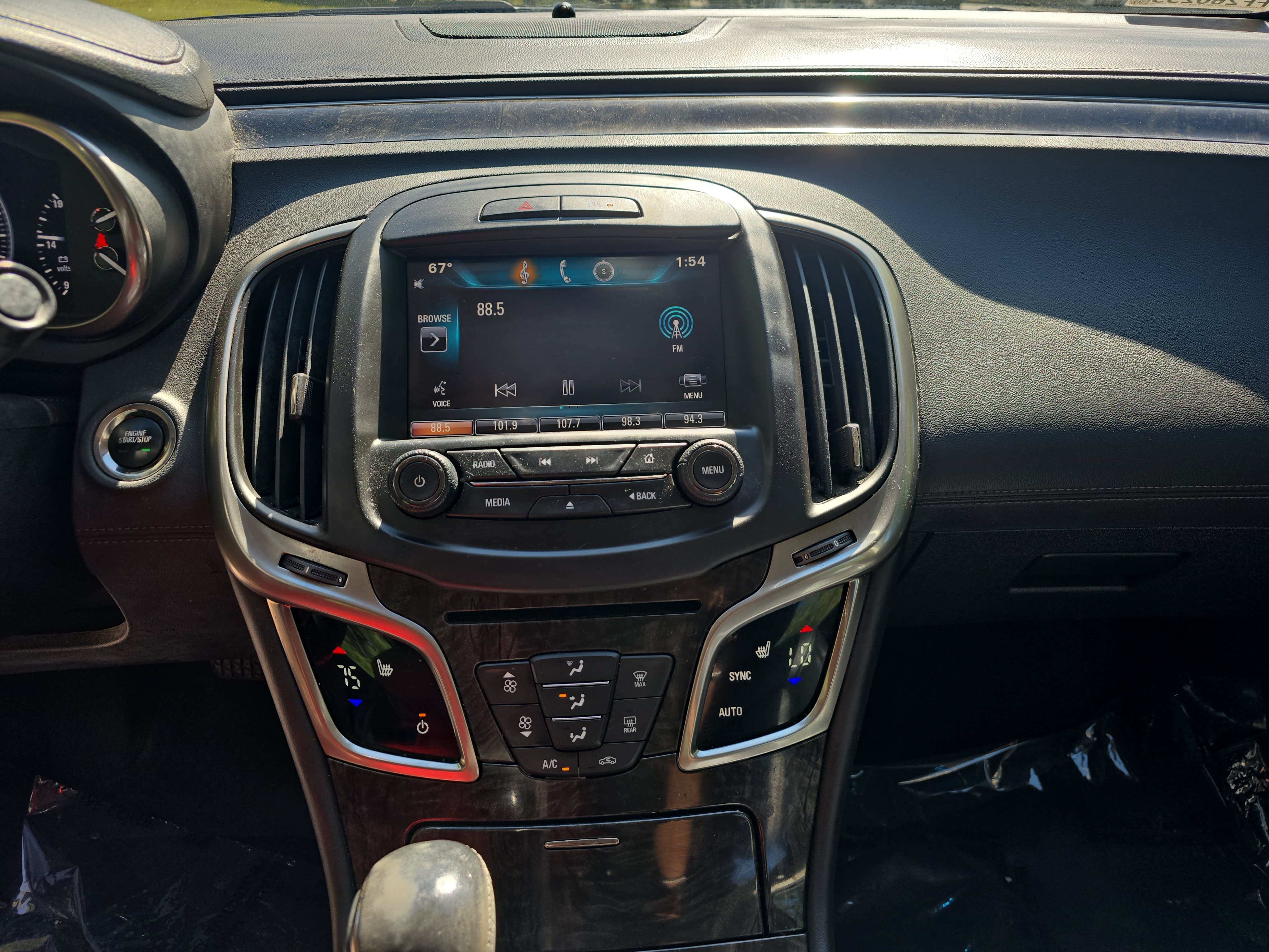 Used 2015 Buick LaCrosse Leather FWD image 19