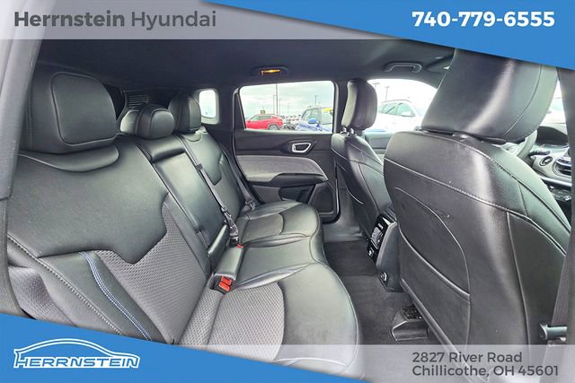 Used 2024 Jeep Compass Latitude image 22