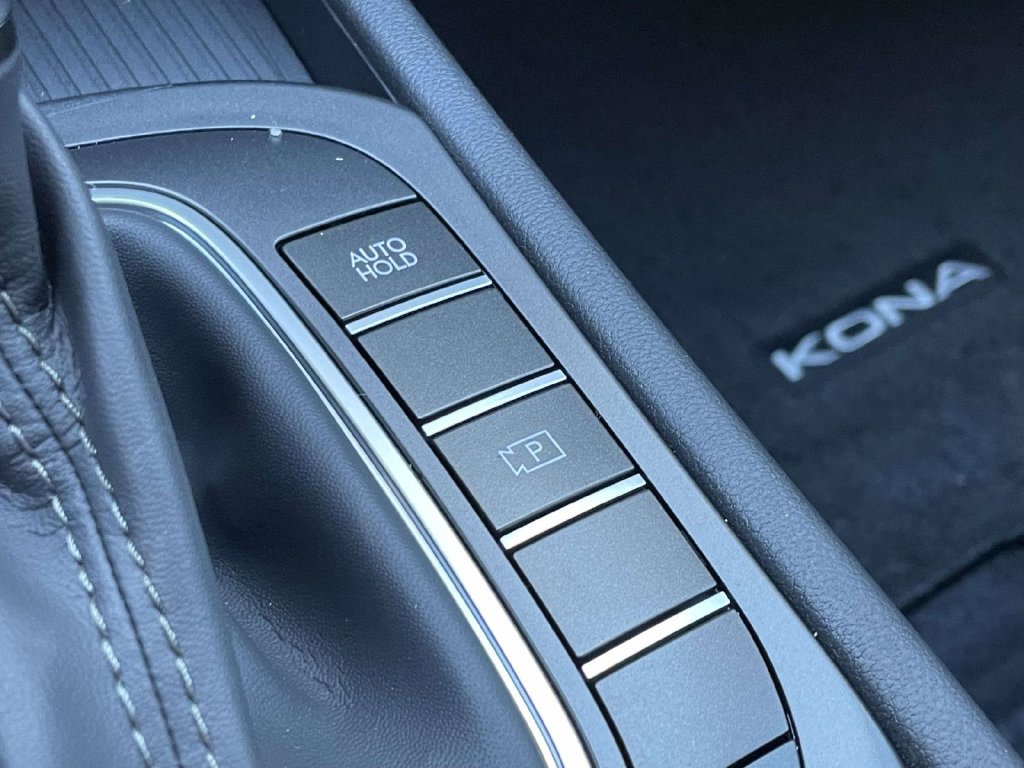 New 2026 Hyundai Kona SE FWD image 28