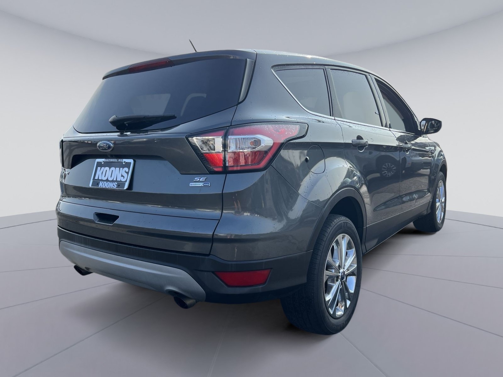 Used 2017 Ford Escape SE AWD/4WD image 16