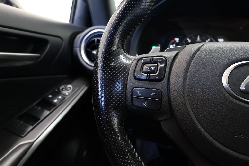 Used 2021 Lexus IS 350 F Sport w/ Accessory Package 2 AWD/4WD image 25