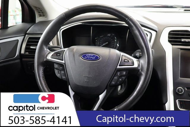 Used 2016 Ford Fusion SE FWD image 14