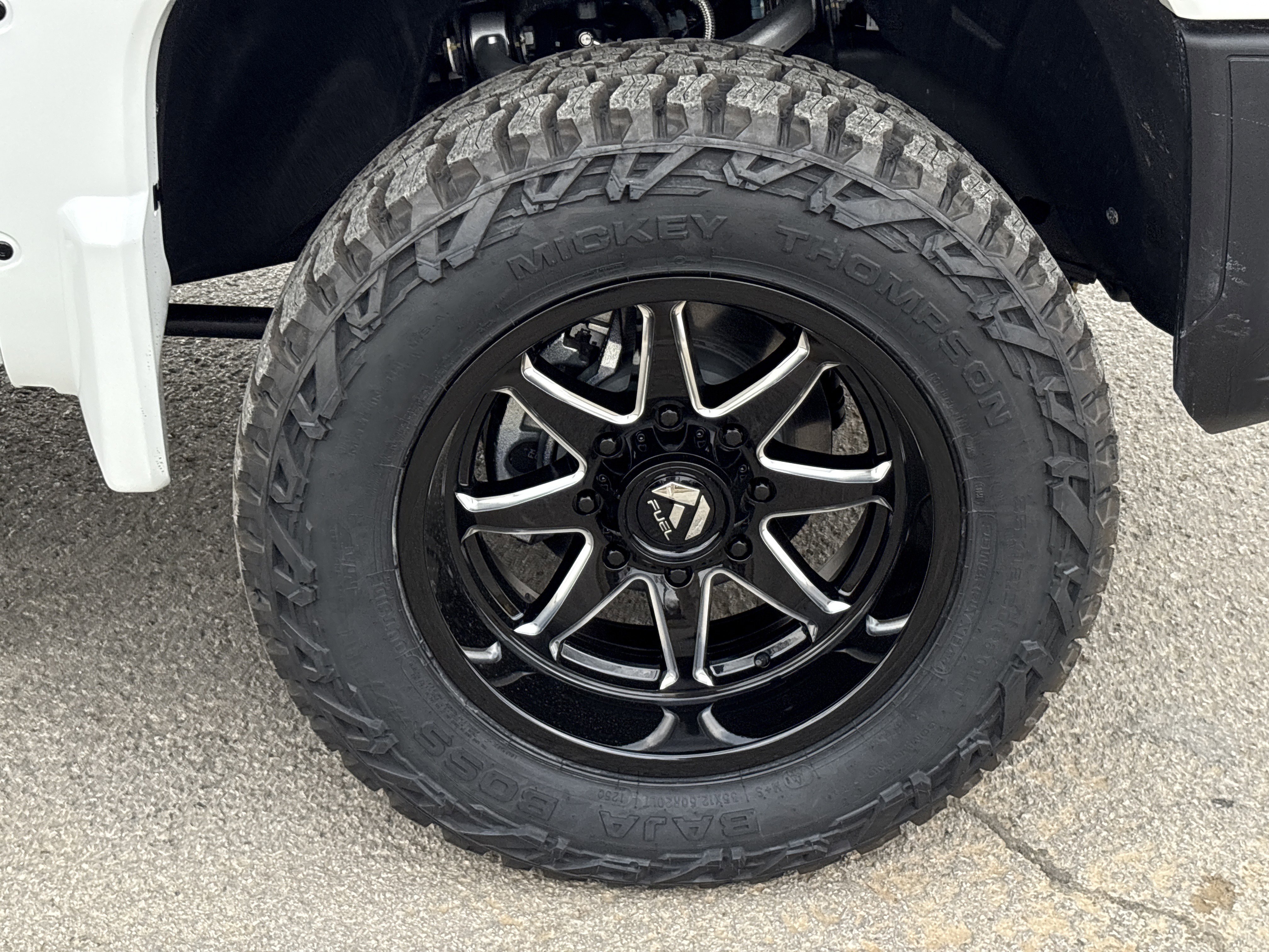 New 2026 GMC Sierra 2500 AT4 w/ Technology Package image 10