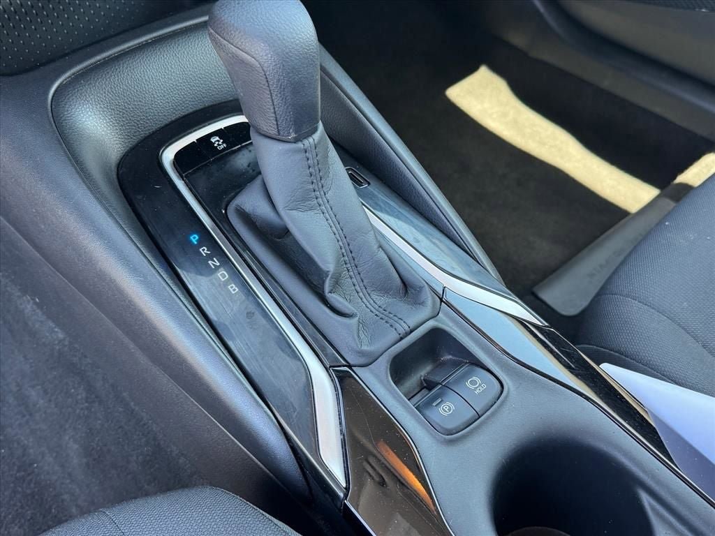 Used 2020 Toyota Corolla LE FWD image 23
