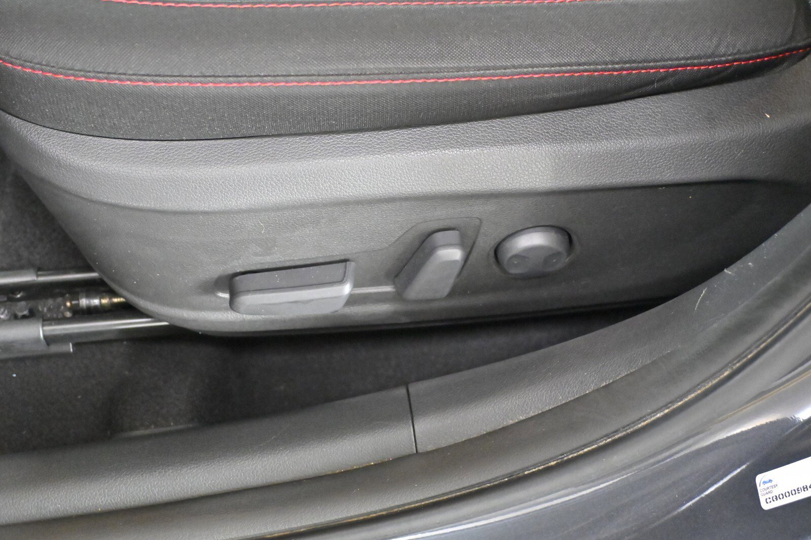 Used 2022 Hyundai Kona N Line image 10