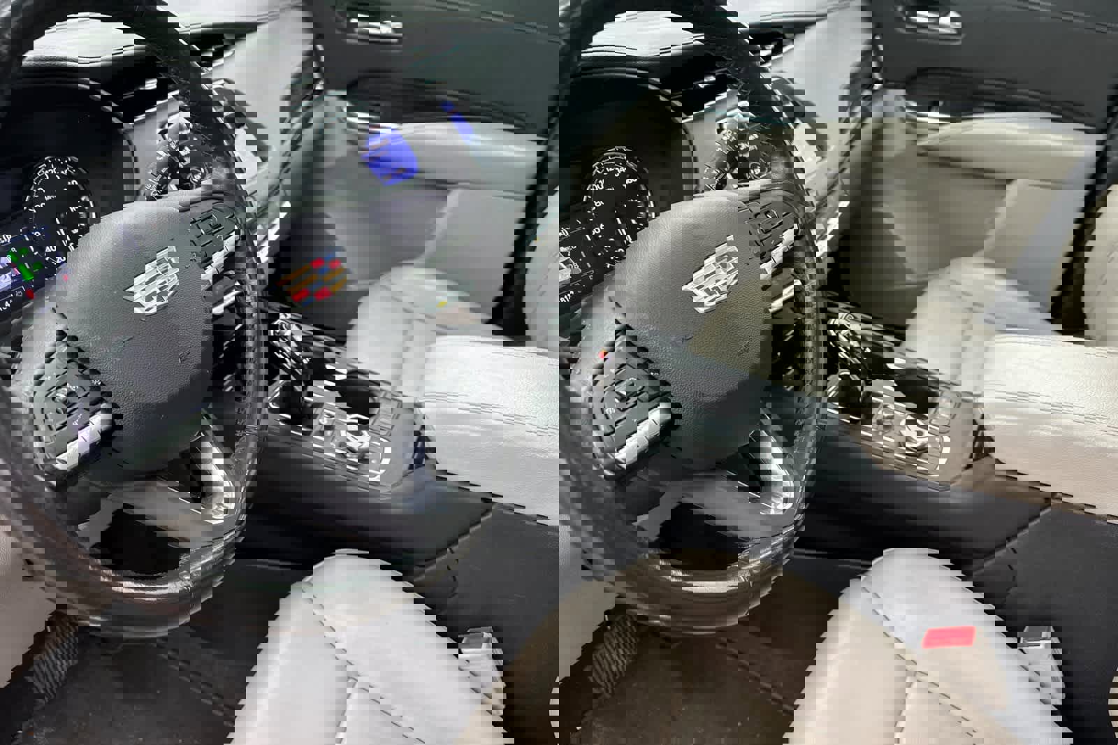 Used 2020 Cadillac XT4 Premium Luxury w/ Driver Awareness Package image 12