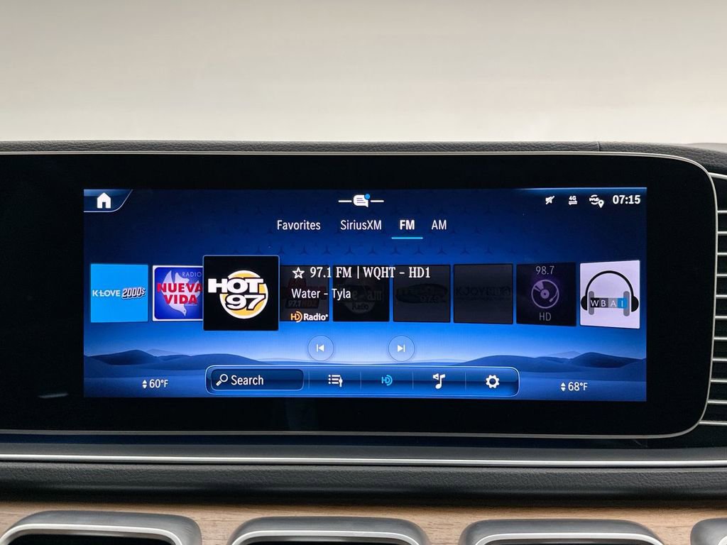 Used 2024 Mercedes-Benz GLS 450 4MATIC image 28