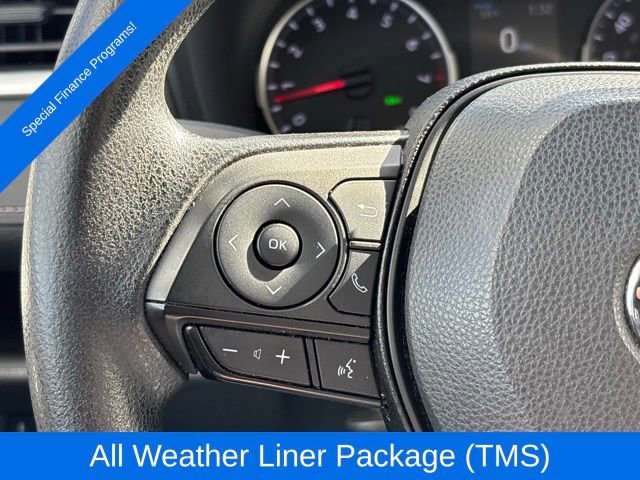 Used 2022 Toyota RAV4 XLE image 16