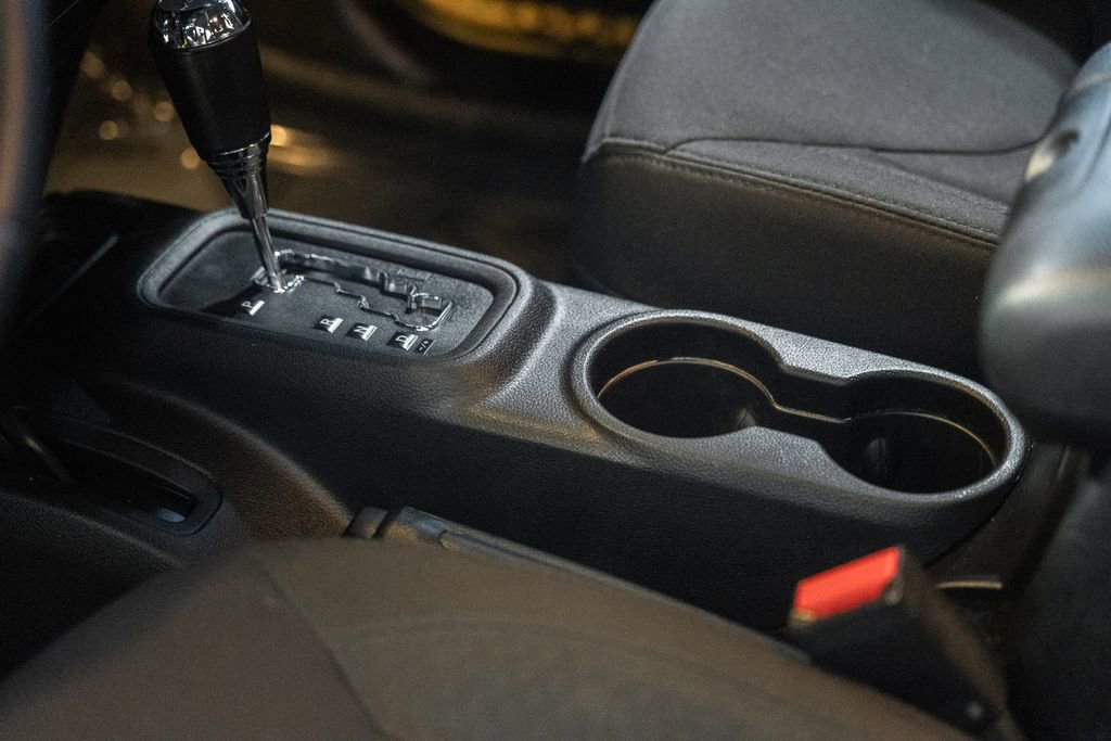 Used 2015 Jeep Wrangler Unlimited Sport w/ Quick Order Package 24S image 36