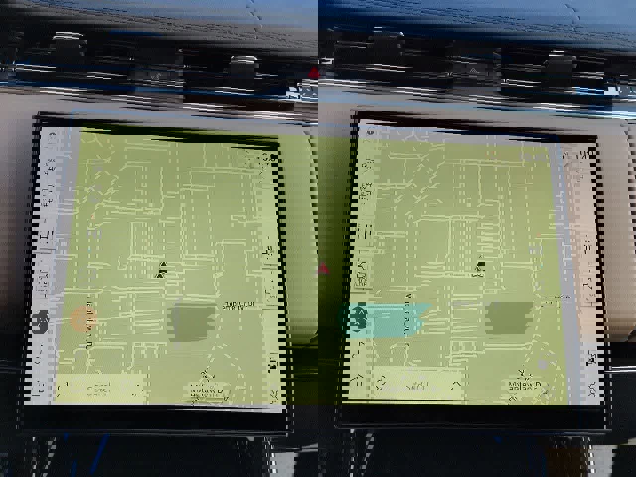 New 2026 Land Rover Range Rover Sport SE AWD/4WD image 30