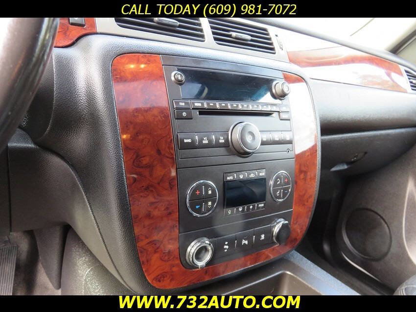 Used 2011 Chevrolet Tahoe LT w/ Regional Value Package image 13