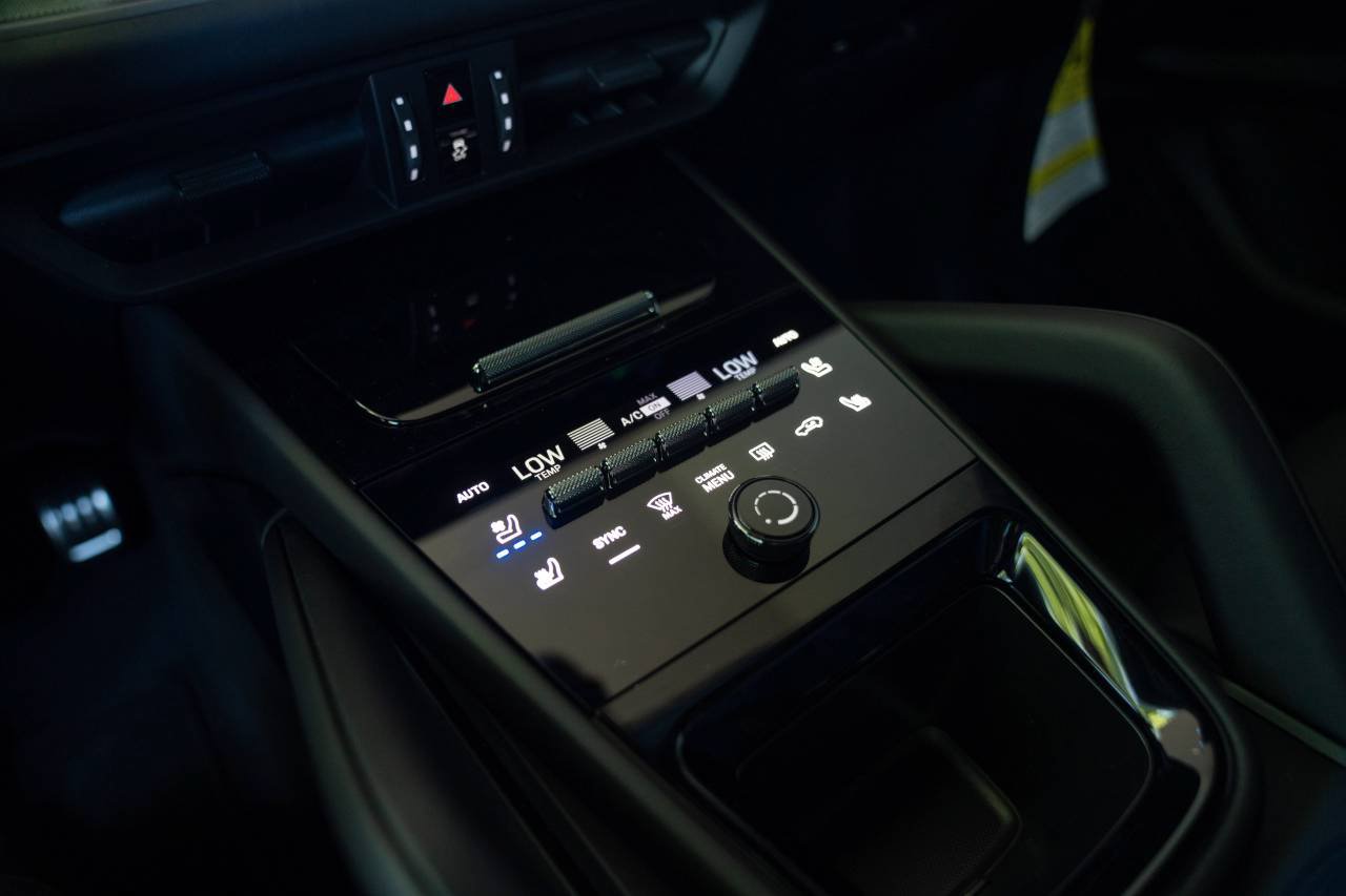 New 2026 Porsche Cayenne S AWD/4WD image 23