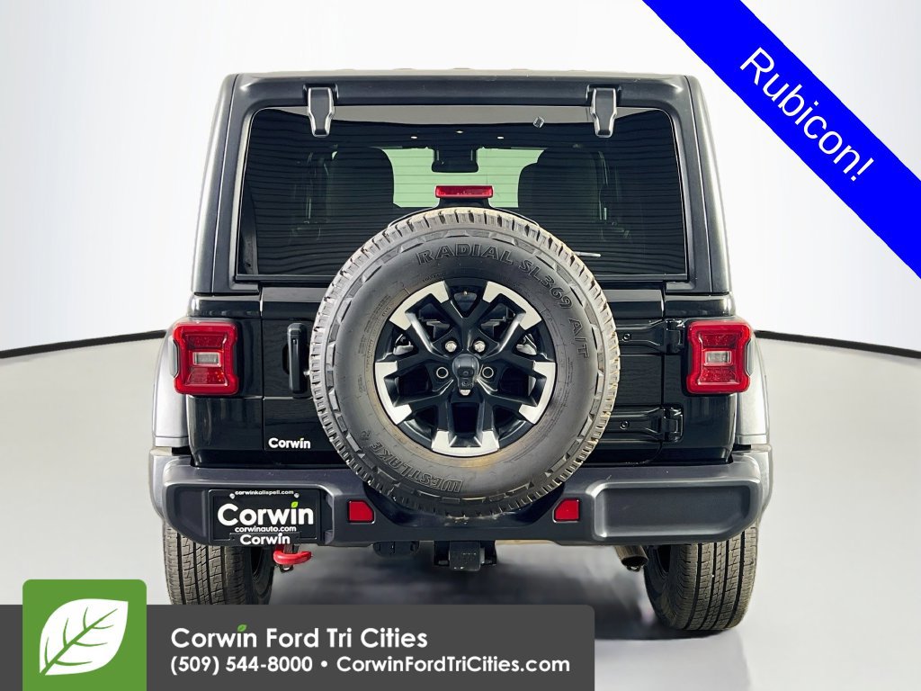 Used 2025 Jeep Wrangler Unlimited Rubicon AWD/4WD image 13