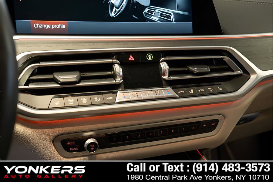 Used 2022 BMW X7 xDrive40i w/ Executive Package image 53
