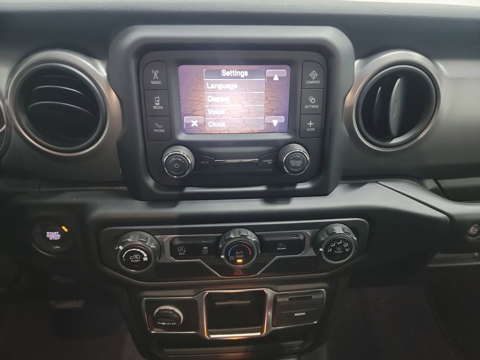 Used 2021 Jeep Gladiator Sport image 21