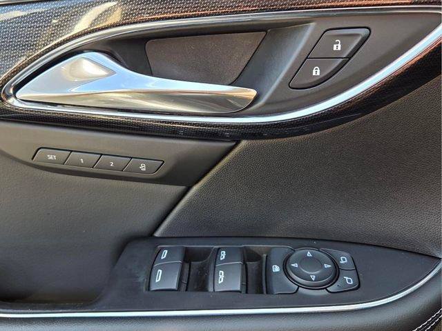 Certified 2022 Buick Envision Essence w/ Technology Package I FWD image 22