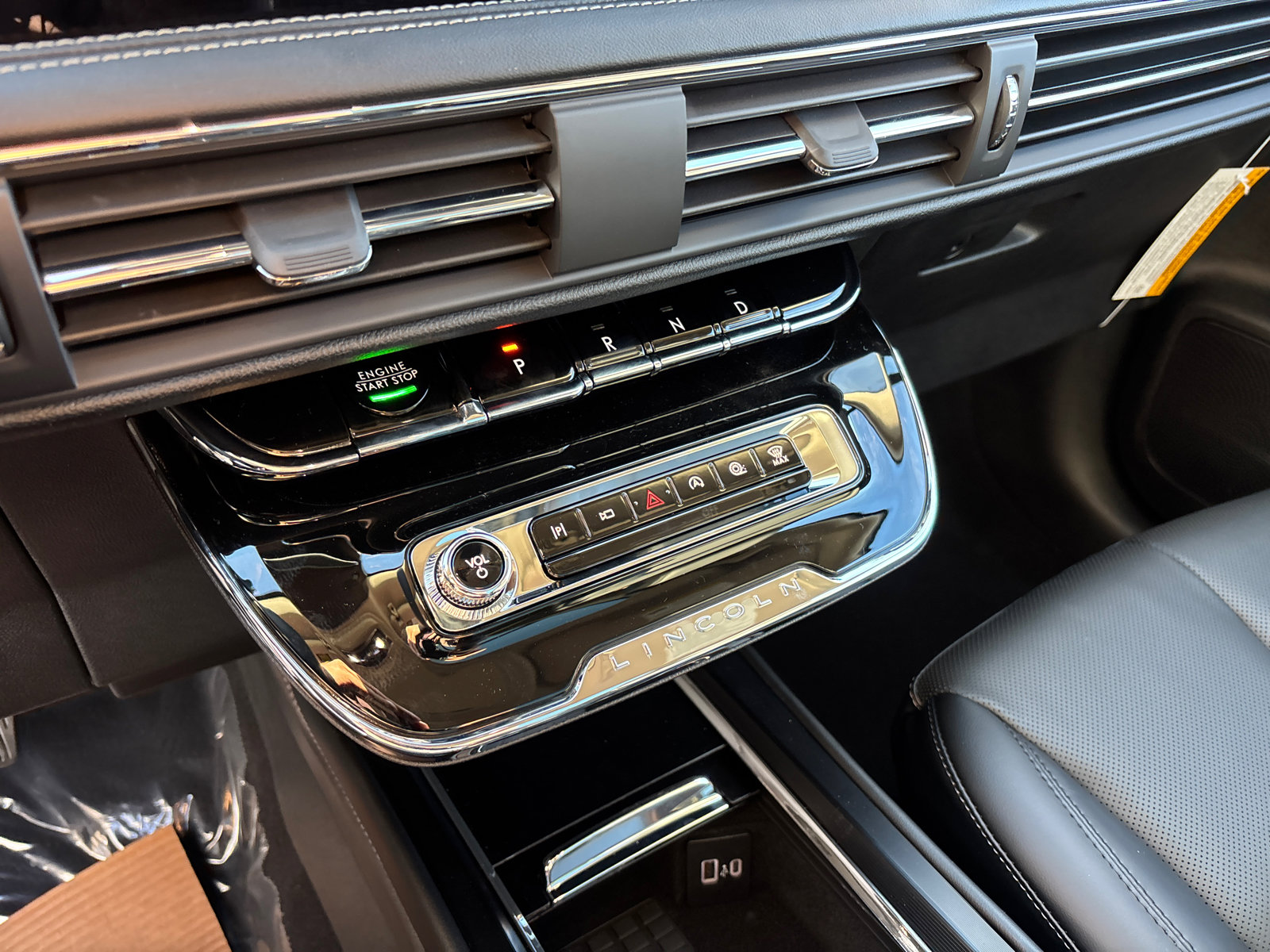 New 2026 Lincoln Corsair Premiere image 22