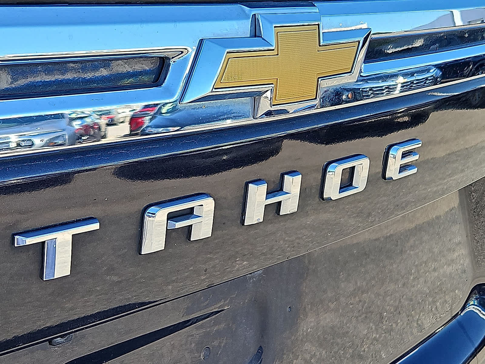 Used 2024 Chevrolet Tahoe LT w/ Luxury Package RWD image 37