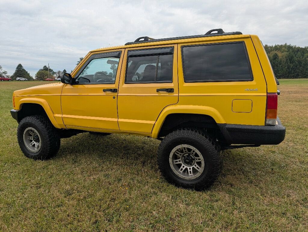 Used 2001 Jeep Cherokee Sport image 8