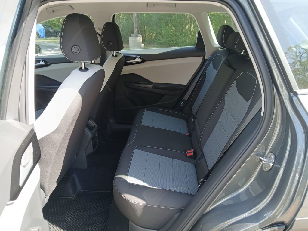 New 2026 Volkswagen Taos S image 23