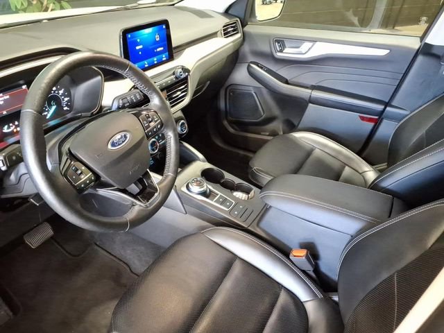 Used 2021 Ford Escape SEL image 17