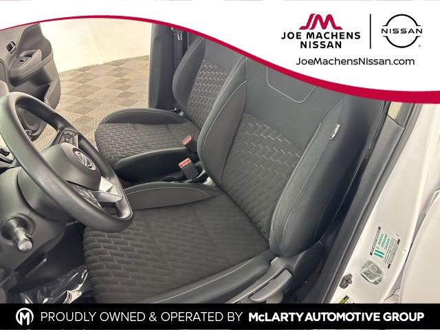 Used 2022 Nissan Kicks S image 18