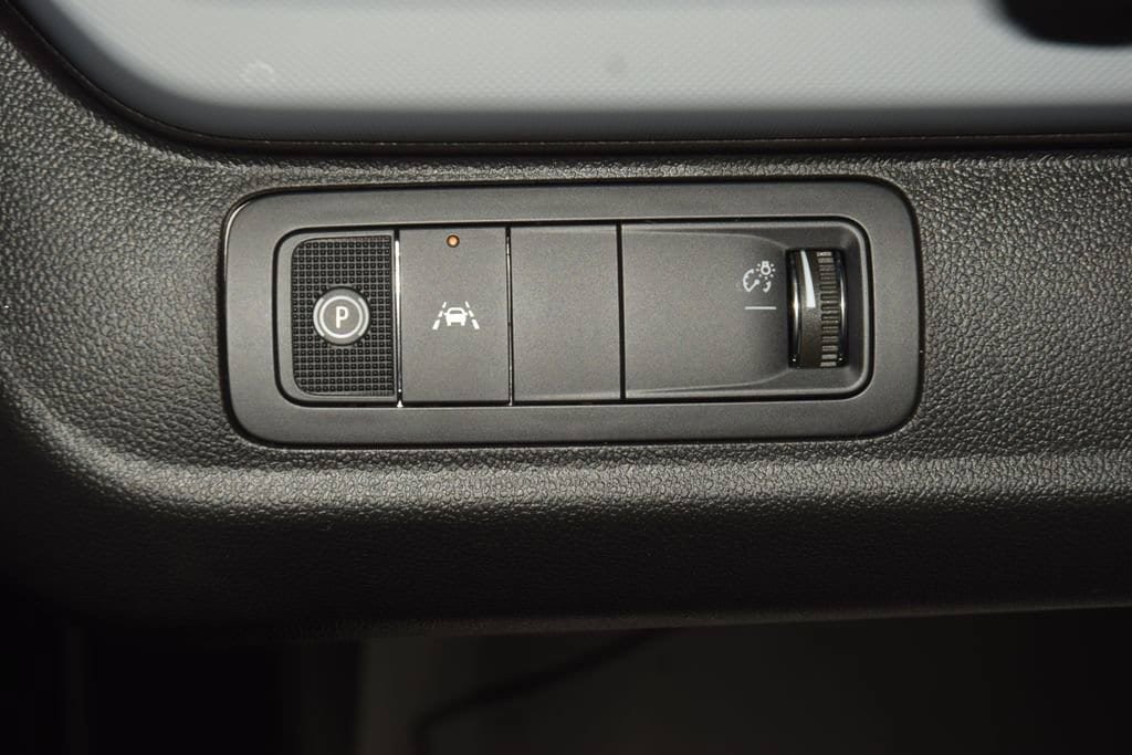 New 2027 Chevrolet Bolt LT FWD image 31