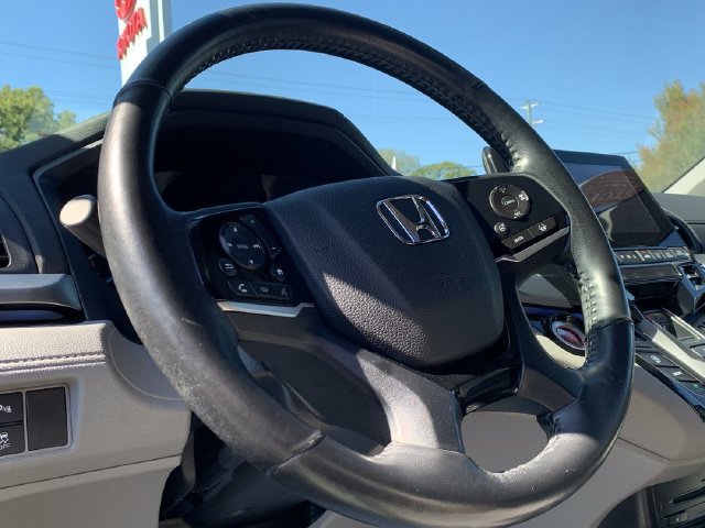 Used 2018 Honda Odyssey Elite image 19
