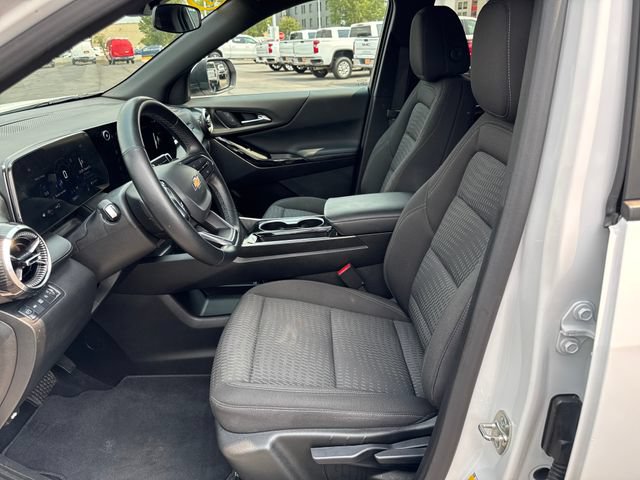 Used 2025 Chevrolet Equinox LT AWD/4WD image 9