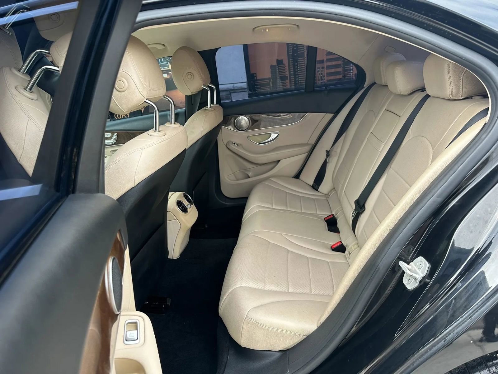 Used 2015 Mercedes-Benz C 300 C 300 4MATIC Sedan 4D image 11