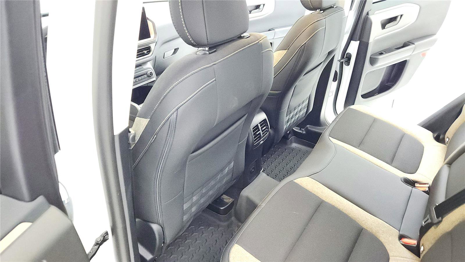 Used 2025 Ford Bronco Sport Big Bend w/ Convenience Package image 13