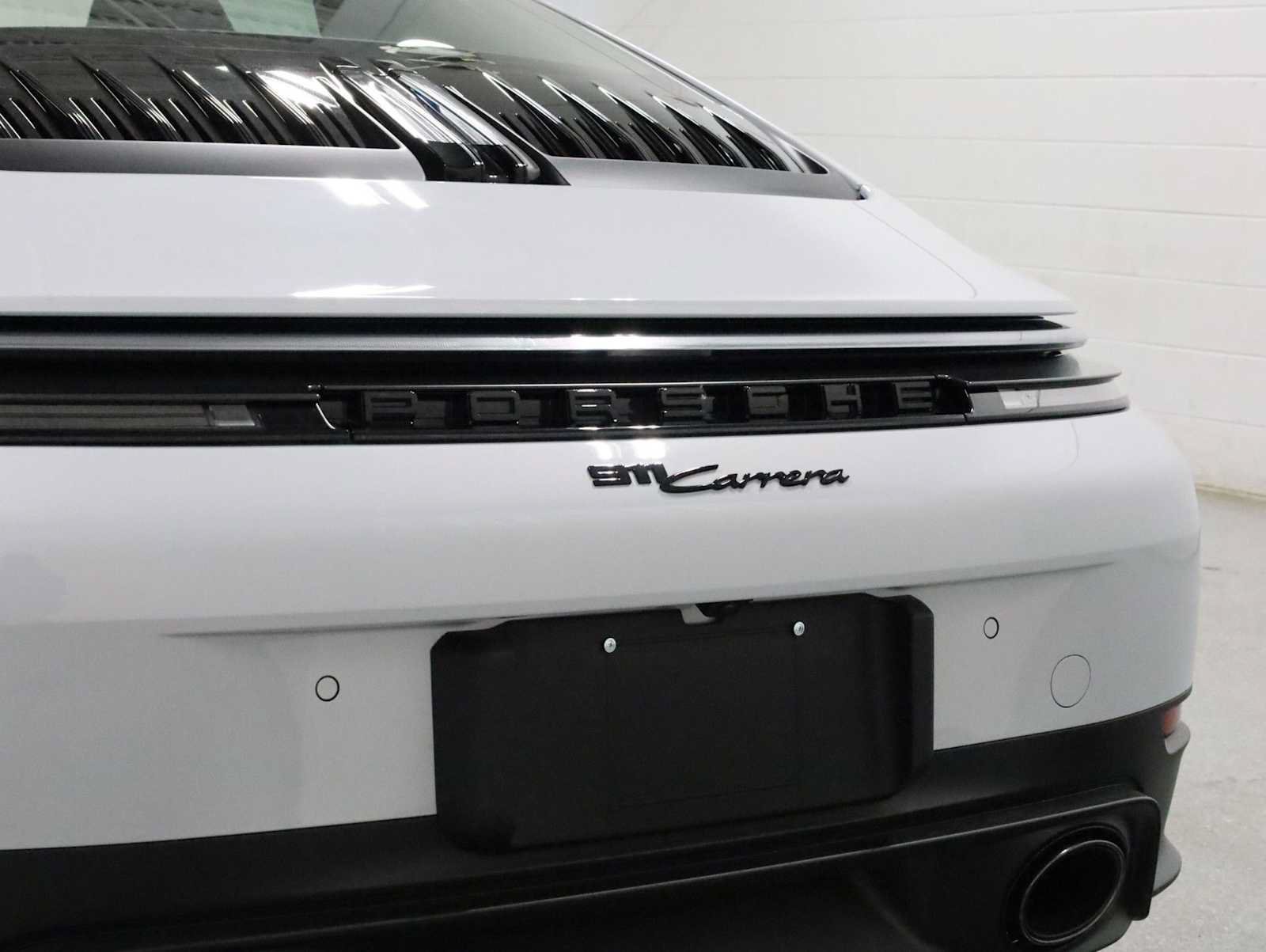 Certified 2026 Porsche 911 Carrera RWD image 8