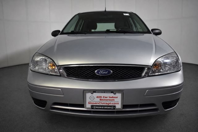 Used 2007 Ford Focus S FWD image 2