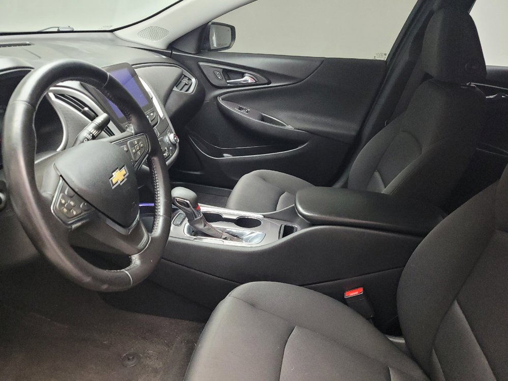 Used 2021 Chevrolet Malibu RS FWD image 17
