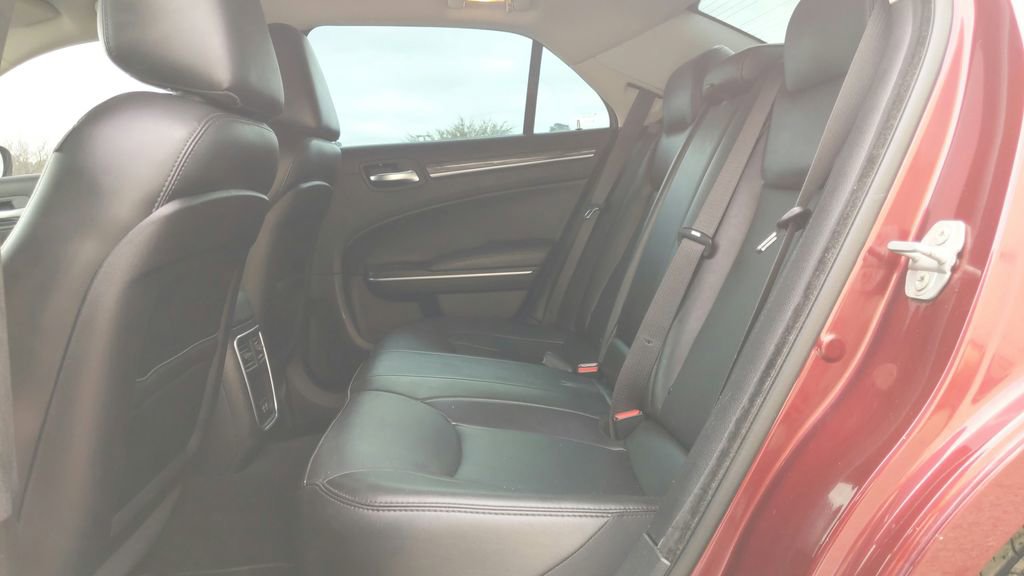 Used 2019 Chrysler 300 Touring L w/ Quick Order Package 22F RWD image 30