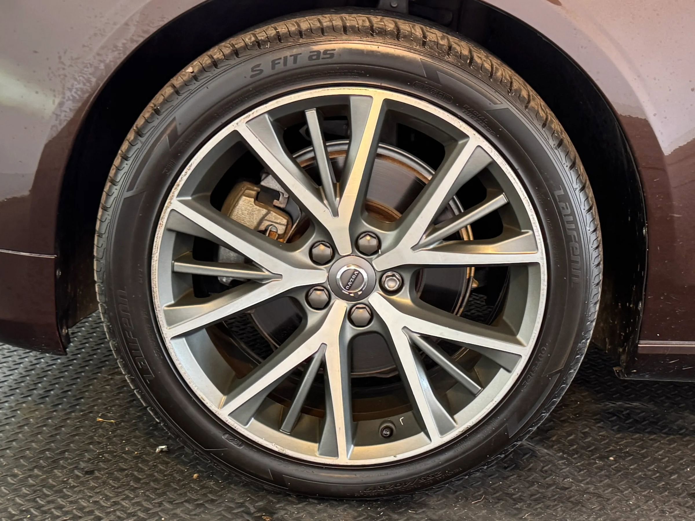 Used 2018 Volvo S90 T5 Momentum w/ Convenience Package AWD/4WD image 9