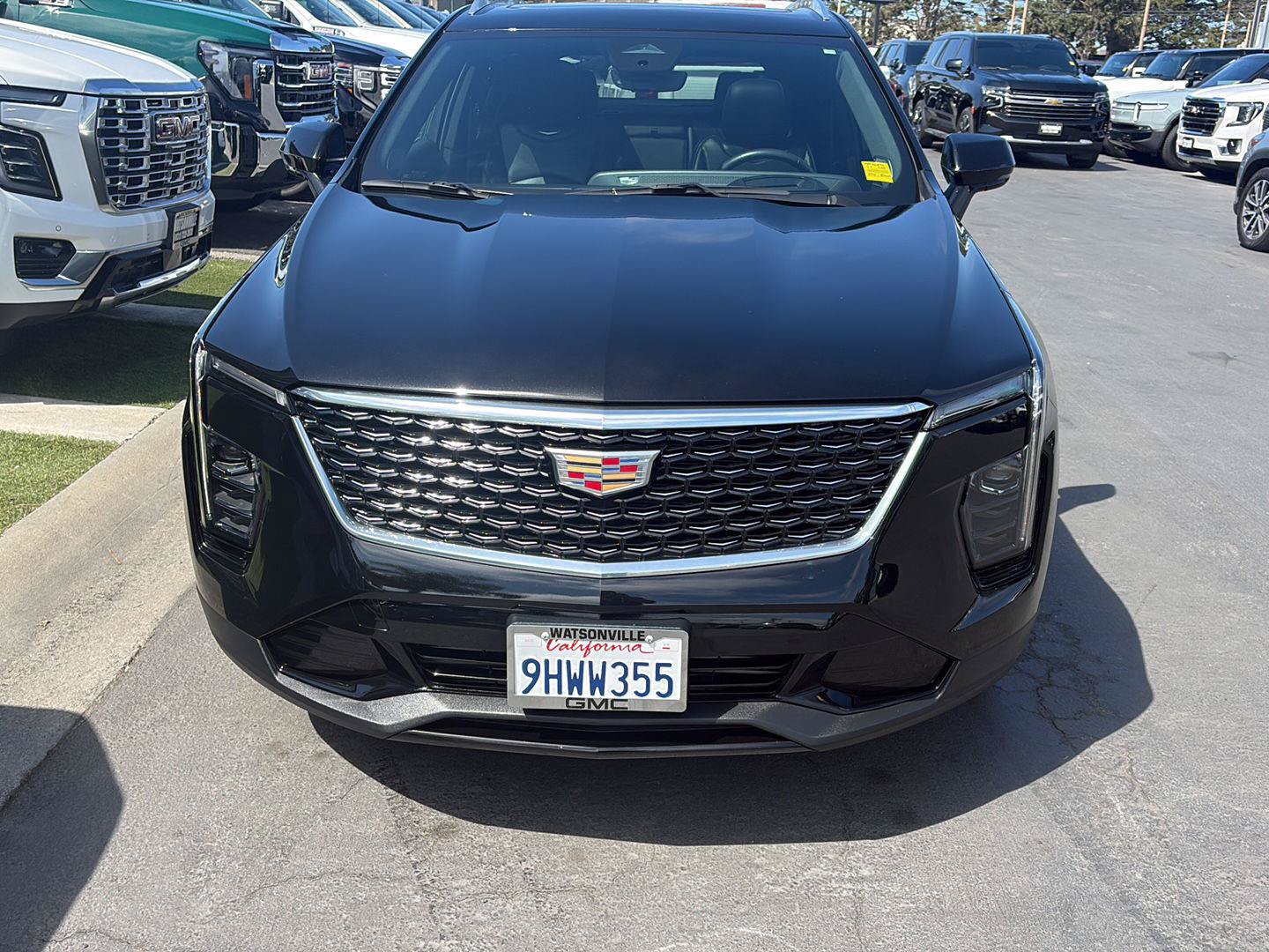 Used 2024 Cadillac XT4 Premium Luxury w/ Technology Package AWD/4WD image 6