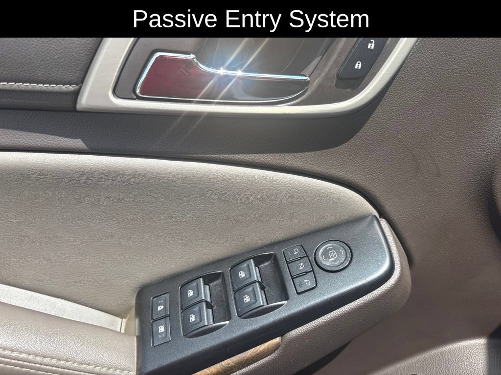 Used 2018 GMC Yukon XL Denali w/ Open Road Package AWD/4WD image 19
