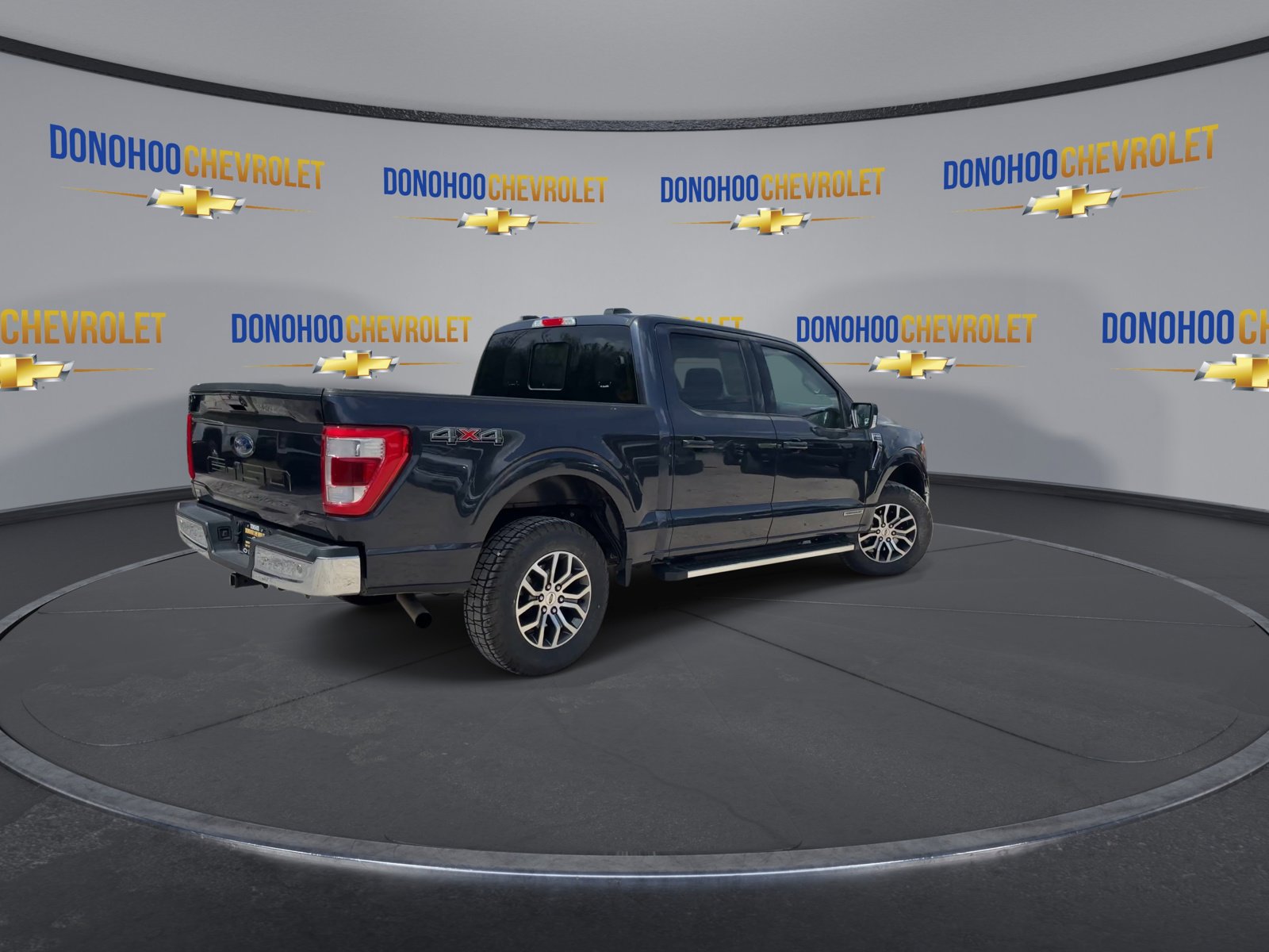 Used 2022 Ford F150 Lariat w/ Equipment Group 501A Mid image 11