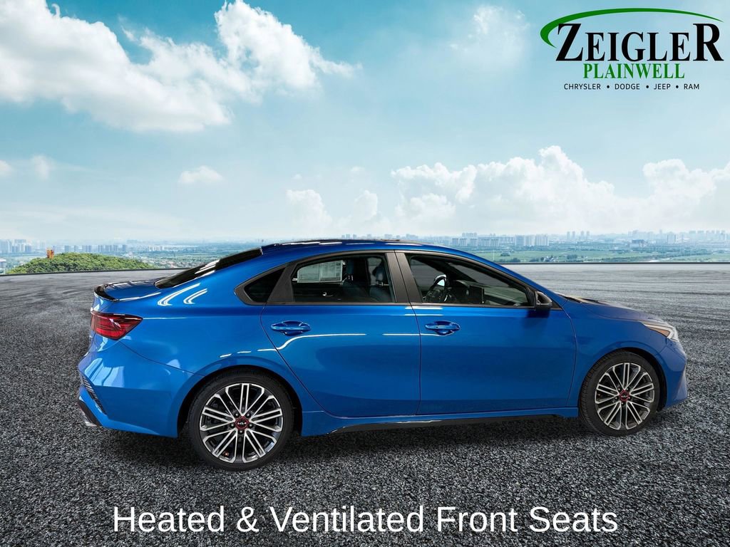 Used 2023 Kia Forte GT w/ GT2 Package image 11