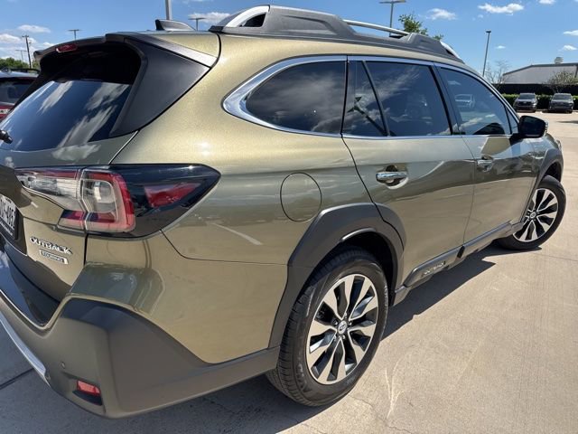 Used 2023 Subaru Outback Touring image 3